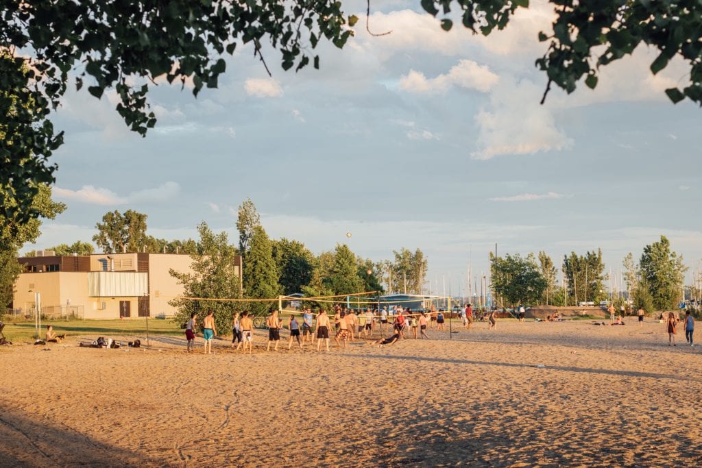 Volleyball in Aylmer