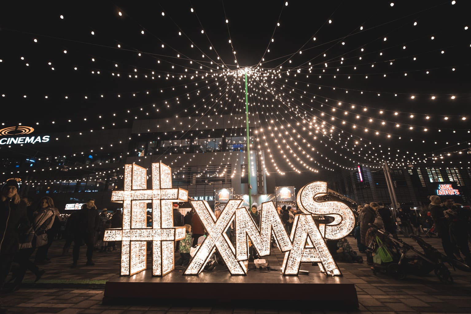 Where To See The Best Christmas Lights in Ottawa Little Miss Ottawa