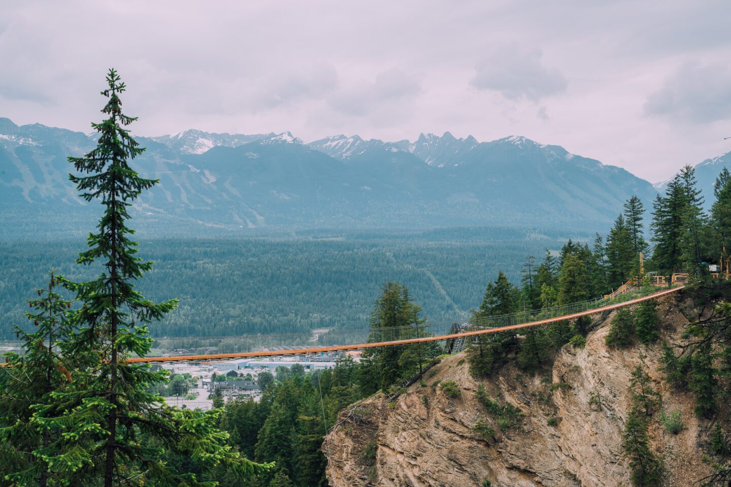 Golden Skybridge