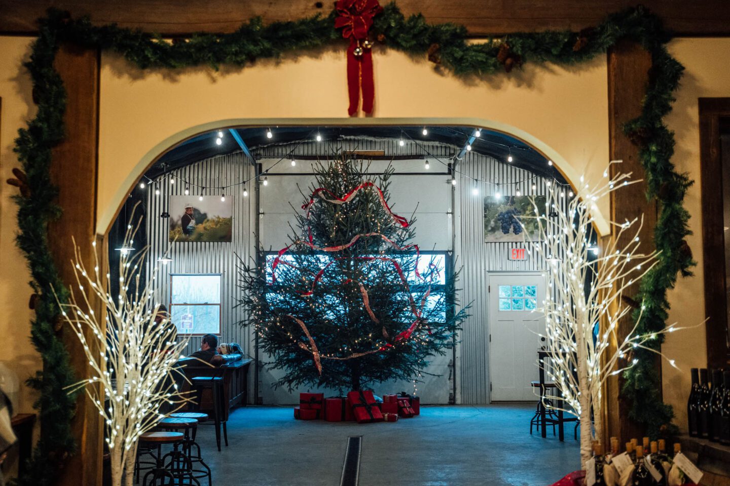 Seneca Lake Wine Trail Deck the Halls