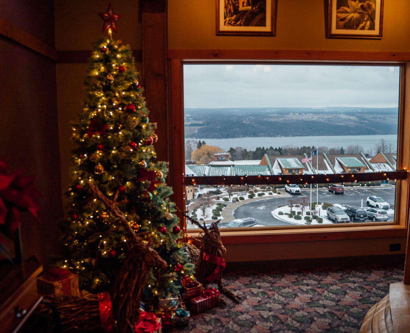 Seneca Lake Wine Trail Deck the Halls