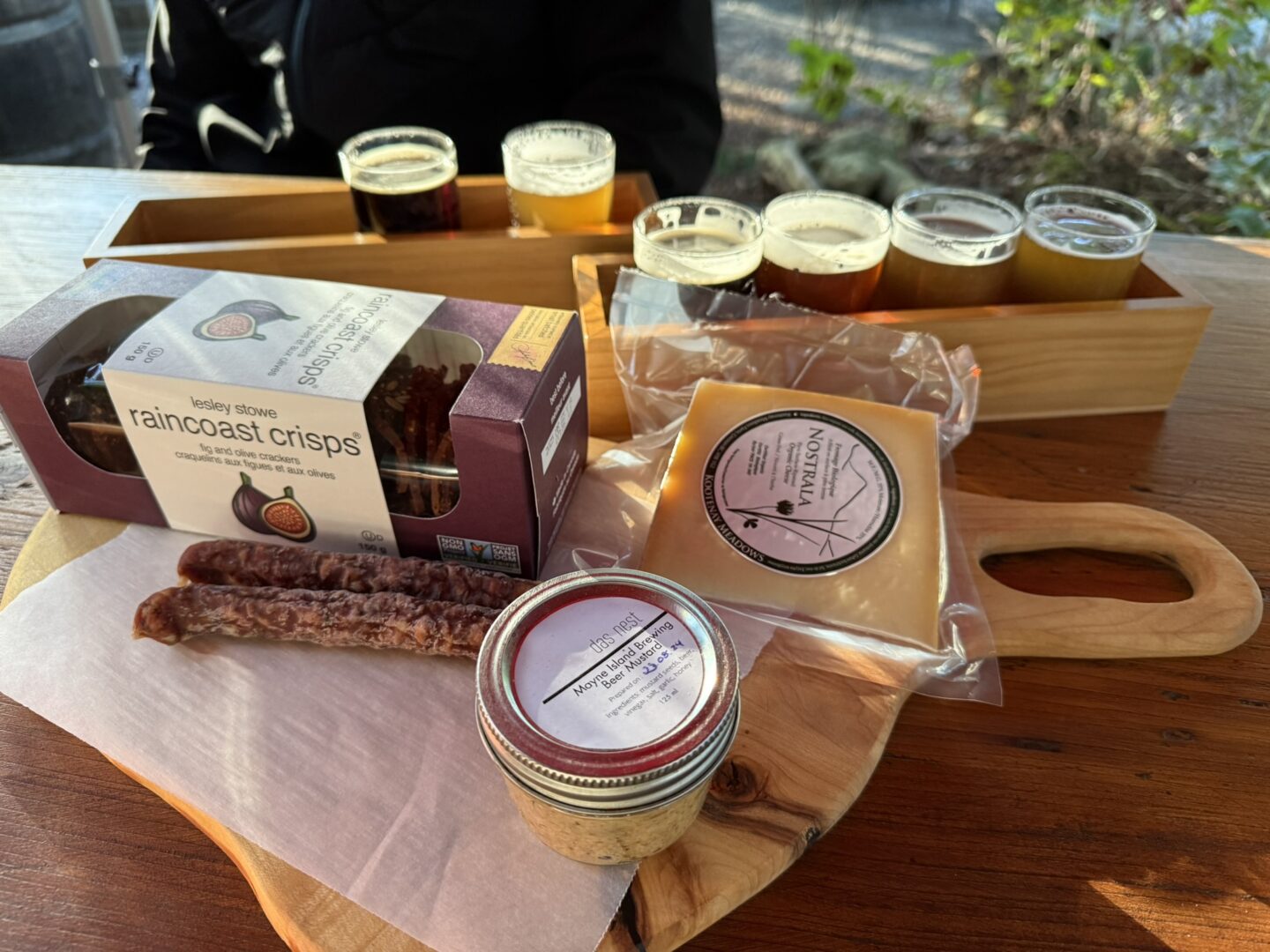 Mayne Island Brewing Build your own charcuterie