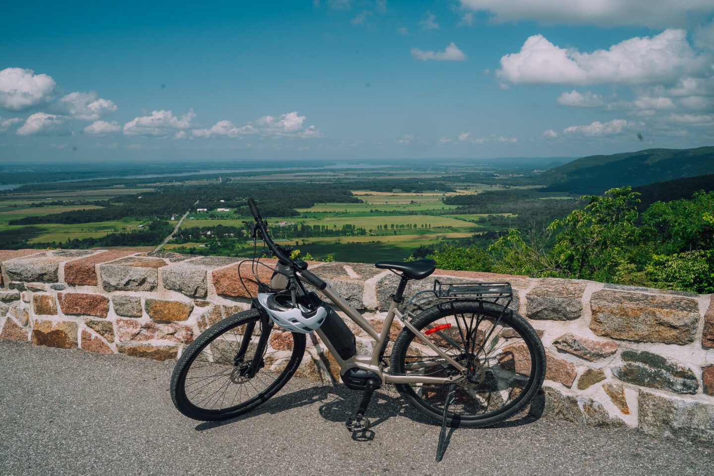 e-bike to champlain lookout gatineau park chelsea, quebec